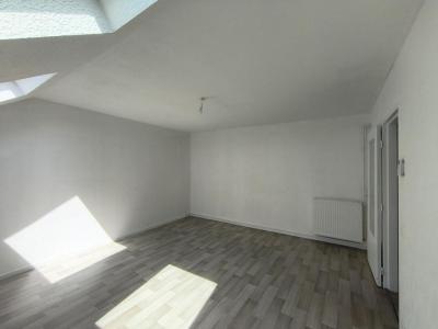 Louer Appartement 50 m2 Petite-rosselle