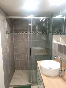 For rent Vanves 2 rooms 31 m2 Hauts de Seine (92170) photo 4