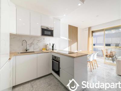 Louer Appartement 53 m2 Cannes