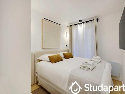 Louer Appartement 55 m2 Paris-10eme-arrondissement