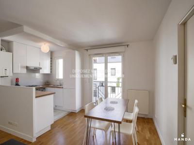 For rent Paris-20eme-arrondissement 2 rooms 38 m2 Paris (75020) photo 0