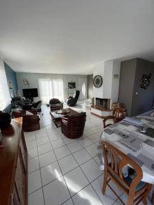 For sale Locmariaquer 6 rooms 124 m2 Morbihan (56740) photo 2