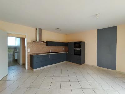 Annonce Location 4 pi�ces Maison  53