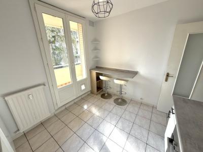Louer Appartement Villeurbanne 970 euros