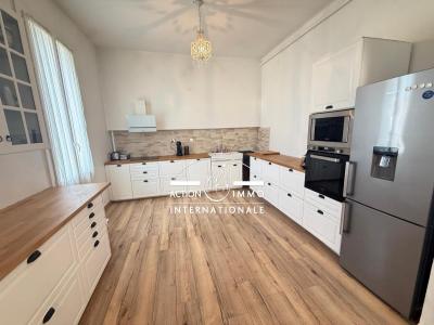 For sale Saint-martin-de-crau 4 rooms 99 m2 Bouches du Rhone (13310) photo 2