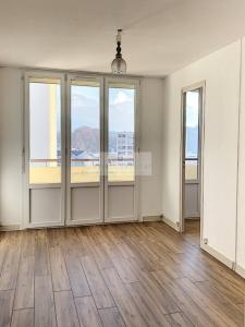 For sale Chambery 3 rooms 53 m2 Savoie (73000) photo 1