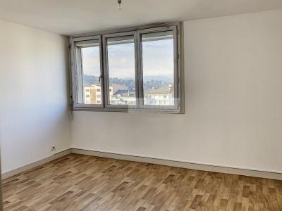 For sale Chambery 3 rooms 53 m2 Savoie (73000) photo 2