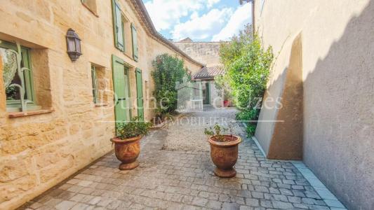 For sale Uzes 4 rooms 95 m2 Gard (30700) photo 1