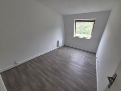 Louer Appartement Bogny-sur-meuse 608 euros