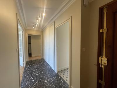 Louer Appartement Caluire-et-cuire 1140 euros