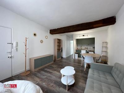 Louer Appartement 42 m2 Ennery