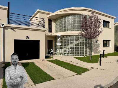 For sale Salon-de-provence 127 m2 Bouches du Rhone (13300) photo 0