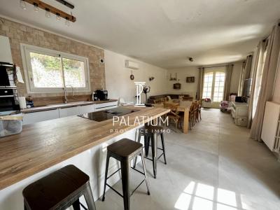 For sale Salon-de-provence 172 m2 Bouches du Rhone (13300) photo 2