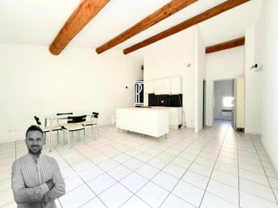 Acheter Appartement 62 m2 Salon-de-provence