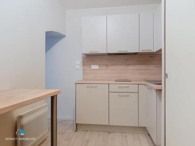 For rent Clermont-ferrand 1 room 24 m2 Puy de dome (63000) photo 0