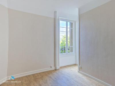 Louer Appartement Clermont-ferrand 1100 euros