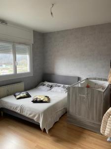 For sale Creusot 3 rooms 62 m2 Saone et loire (71200) photo 2