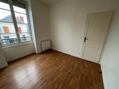 Louer Appartement Orleans 472 euros