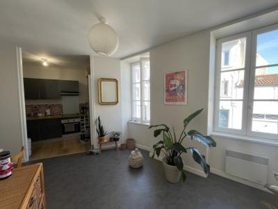 For sale Rochelle 3 rooms 61 m2 Charente maritime (17000) photo 0
