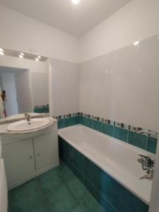 Louer Appartement Tassin-la-demi-lune 707 euros