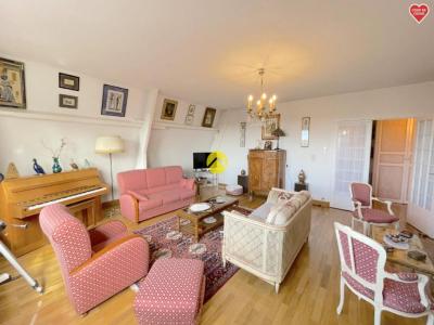 For sale Bourges 6 rooms 182 m2 Cher (18000) photo 1
