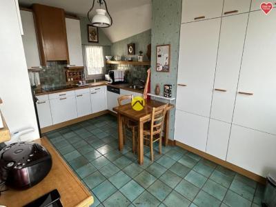For sale Bourges 6 rooms 182 m2 Cher (18000) photo 4