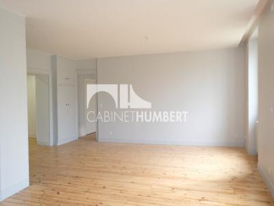 Louer Appartement 105 m2 Saint-etienne