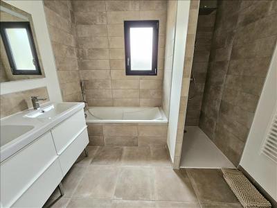 Louer Maison Salon-de-provence 1787 euros
