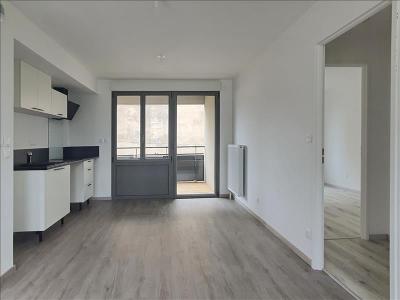 For rent Tours 2 rooms 40 m2 Indre et loire (37000) photo 0