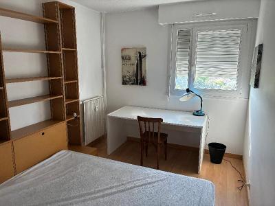 Louer Appartement 10 m2 Talence