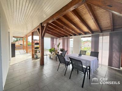 For sale Entraigues 6 rooms 99 m2 Puy de dome (63720) photo 2