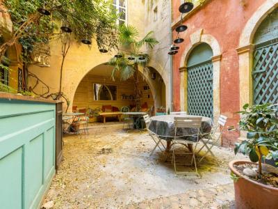 For sale Tarascon 12 rooms 385 m2 Bouches du Rhone (13150) photo 2