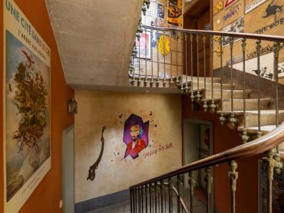 For sale Tarascon 12 rooms 385 m2 Bouches du Rhone (13150) photo 3