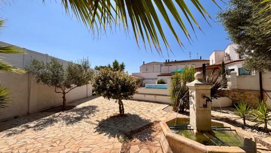 For sale 7 rooms 230 m2 Herault (34550) photo 1