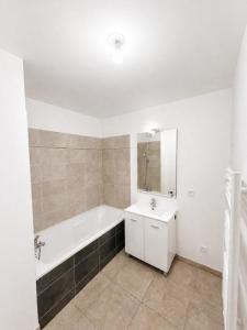 Acheter Appartement Destrousse 299000 euros