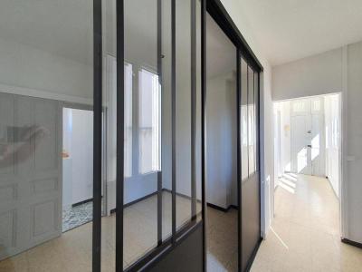 Louer Appartement 61 m2 Nimes