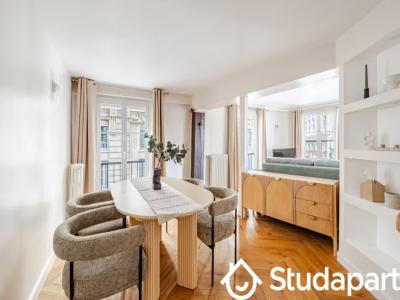 For rent Paris-2eme-arrondissement 2 rooms 45 m2 Paris (75002) photo 0