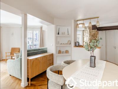 For rent Paris-2eme-arrondissement 2 rooms 45 m2 Paris (75002) photo 1