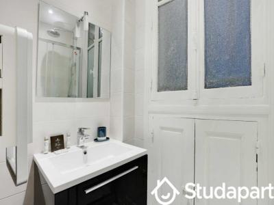 For rent Paris-15eme-arrondissement 1 room 32 m2 Paris (75015) photo 4