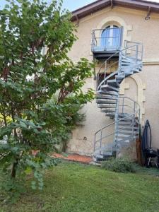For rent Saint-medard-d'eyrans 2 rooms 52 m2 Gironde (33650) photo 1