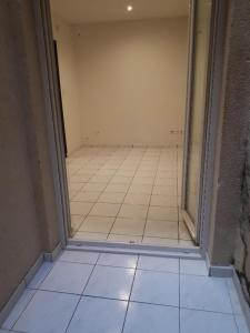 For rent Bordeaux 1 room 17 m2 Gironde (33000) photo 1