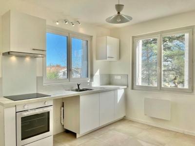 Louer Appartement 100 m2 Belin-beliet