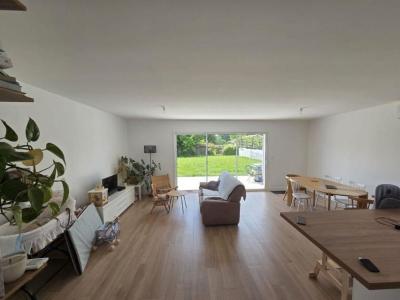 For rent Saint-genes-de-fronsac 4 rooms 105 m2 Gironde (33240) photo 0