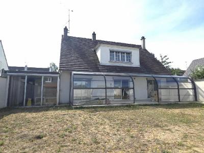 For sale 6 rooms 137 m2 Oise (60180) photo 0