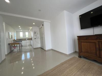 For rent PRES D'ARENES 4 rooms 66 m2 Herault (34070) photo 4