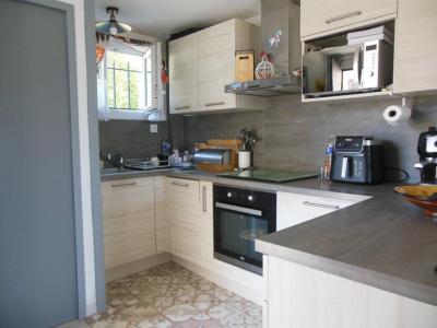 For sale Royan 3 rooms 55 m2 Charente maritime (17200) photo 1