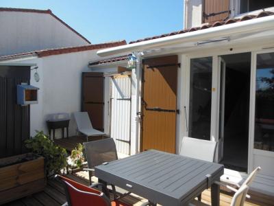 For sale Royan 3 rooms 55 m2 Charente maritime (17200) photo 2