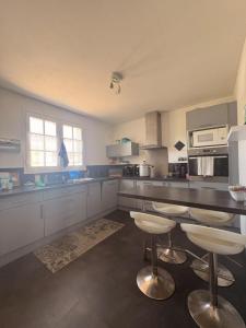 For sale Ile-d'yeu 6 rooms 110 m2 Vendee (85350) photo 3