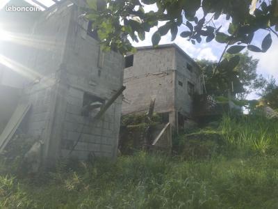 For sale Gros-morne 4 rooms 80 m2 Martinique (97213) photo 0