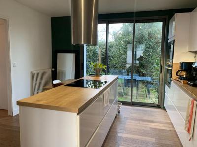 For sale Vannes 6 rooms 129 m2 Morbihan (56000) photo 3